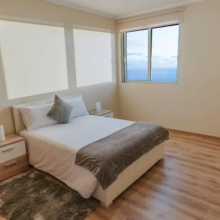 Beautiful 3-bed House In Hotel