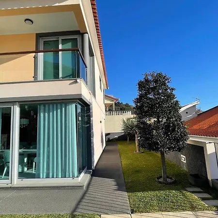 Hotel Beautiful 3-bed House In Arco da Calheta (Madeira)