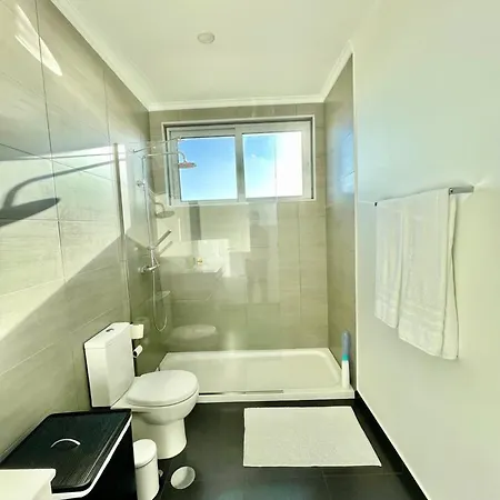 Beautiful 3-bed House In Hotel 4*